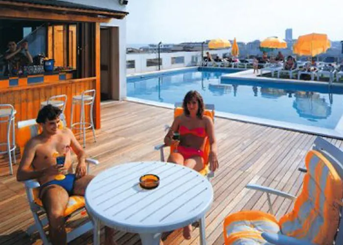 Hotel Christian 3*
