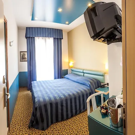 Christian Hotel